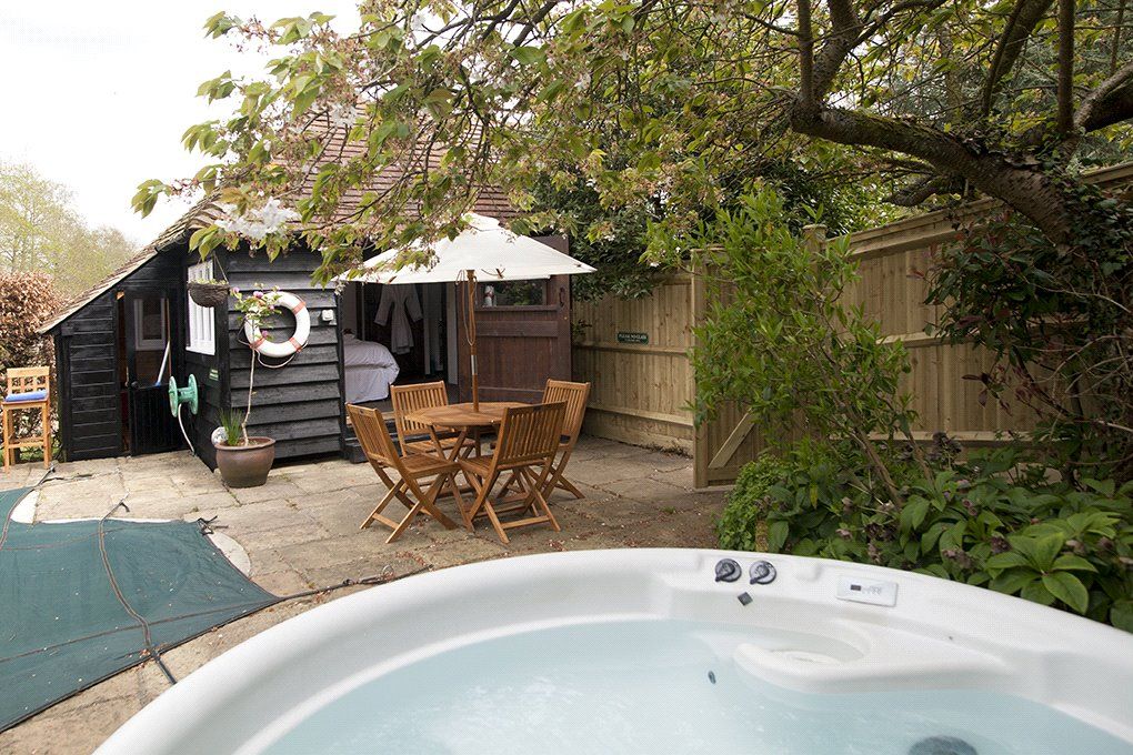 Additional image 11 of 4 bed detached house to rentSouthend, Henley-On-Thames, Oxfordshire RG9