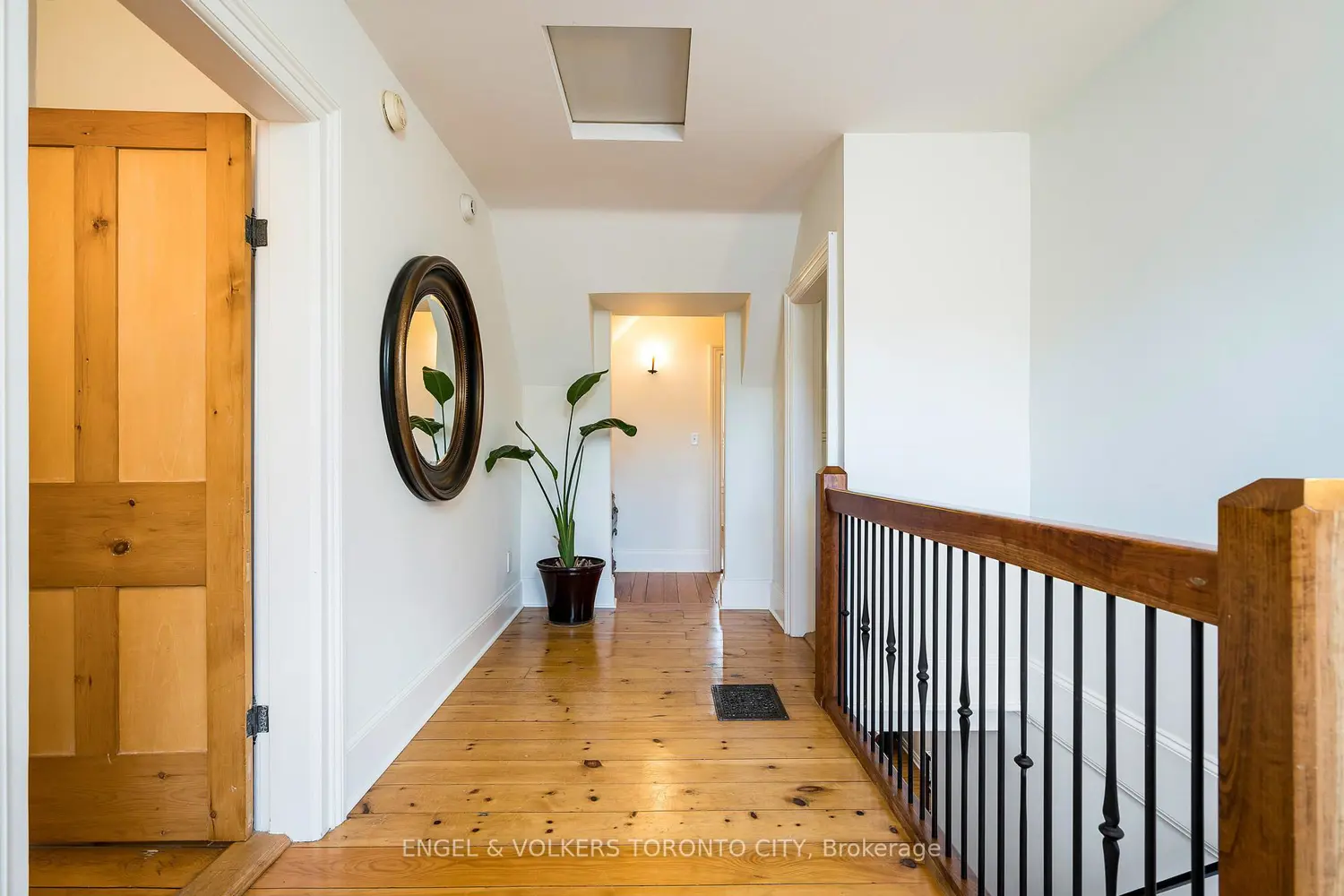 Additional image 9 of 13 Huron Street