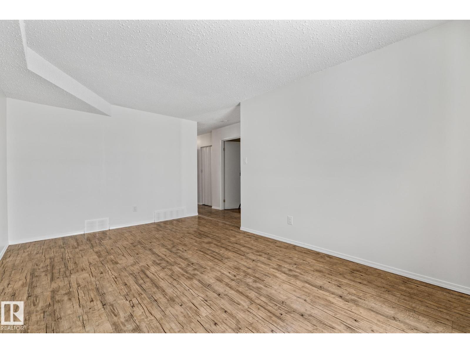 Additional image 5 of 3119 144 Avenue NW, Edmonton, AB, T5Y1H4