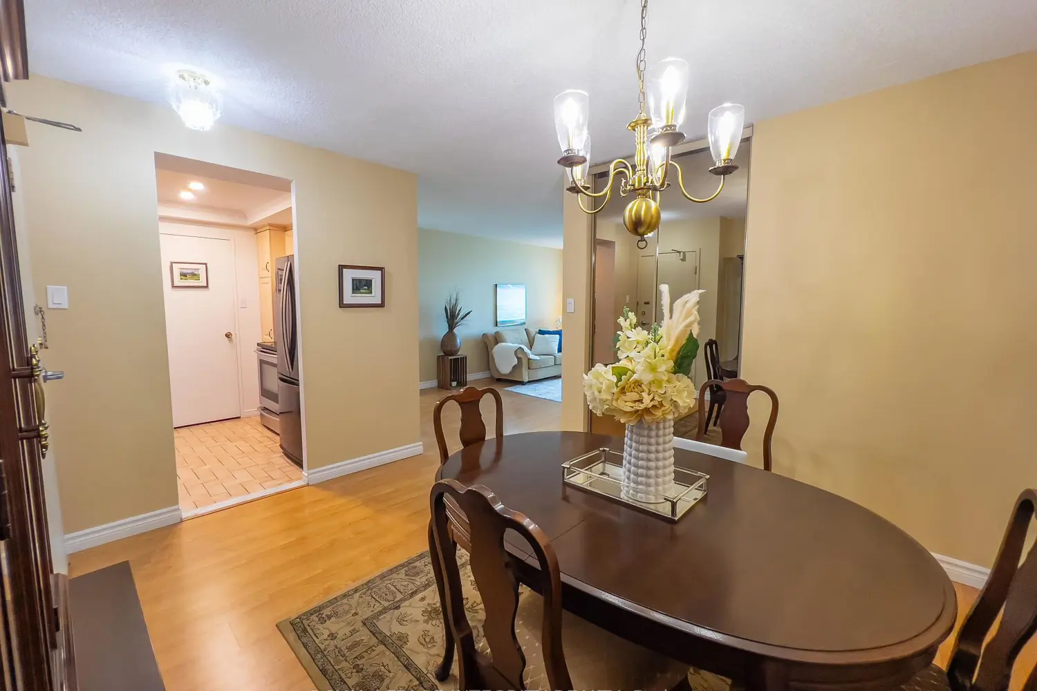 555 Brittany Drive 1008 photo 2