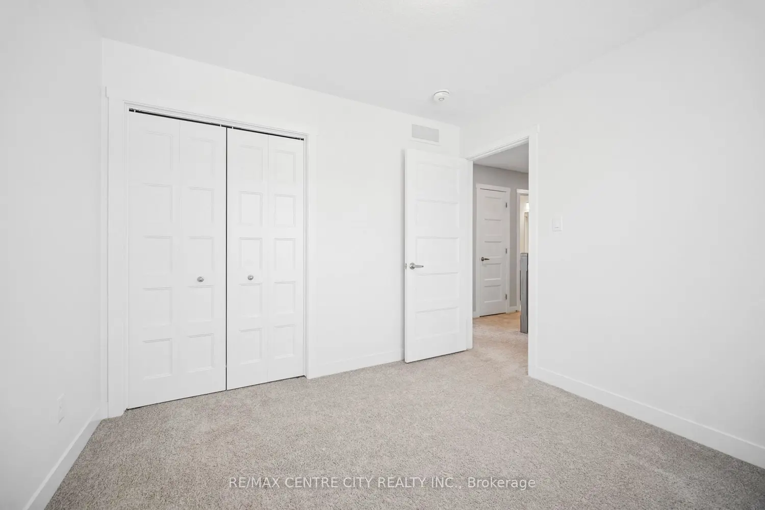 Additional image 10 of 24 Oakmont Street