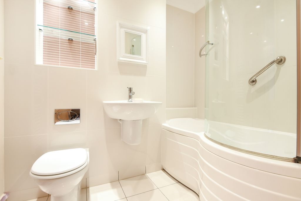 Additional image 7 of 3 bed town house to rentMontacute Mews, Tunbridge Wells TN2