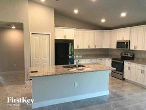 Additional image 5 of 915 Plumosa Avenue, Lehigh Acres, FL, 33972