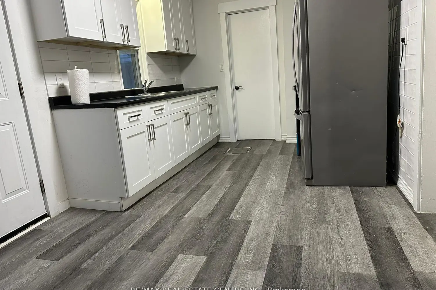 Additional image 14 of 18 Forks Road