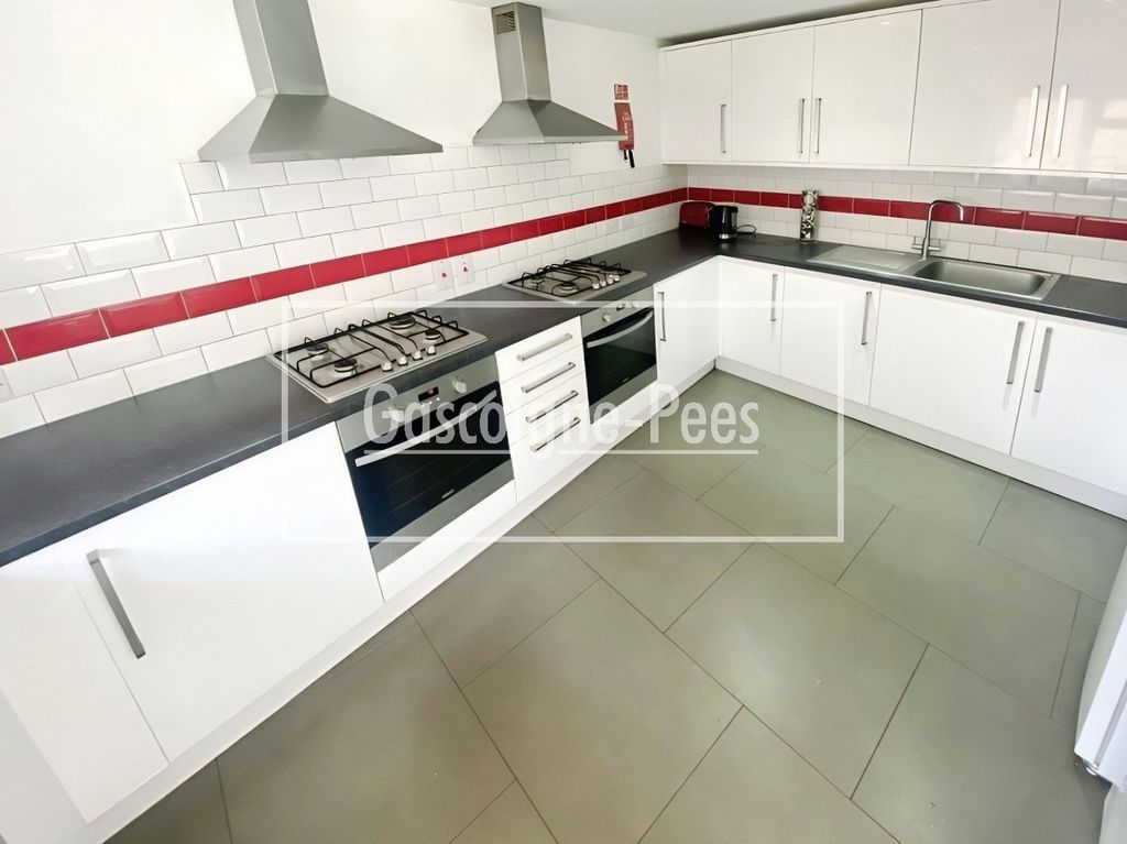 Additional image 2 of Room to rentPortsmouth Road, Guildford GU2