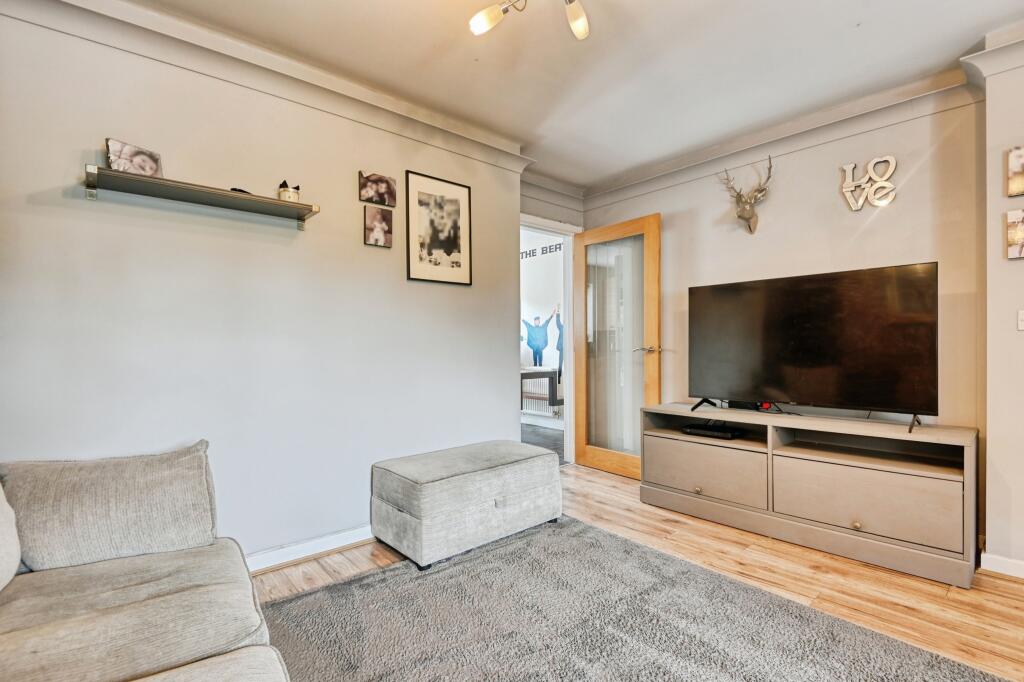 Additional image 3 of Farndon Avenue, Birmingham, B37