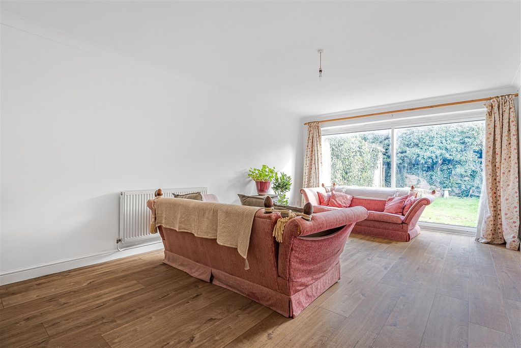 Additional image 7 of Land to rentCaldicot Close, Shillingford, Wallingford OX10
