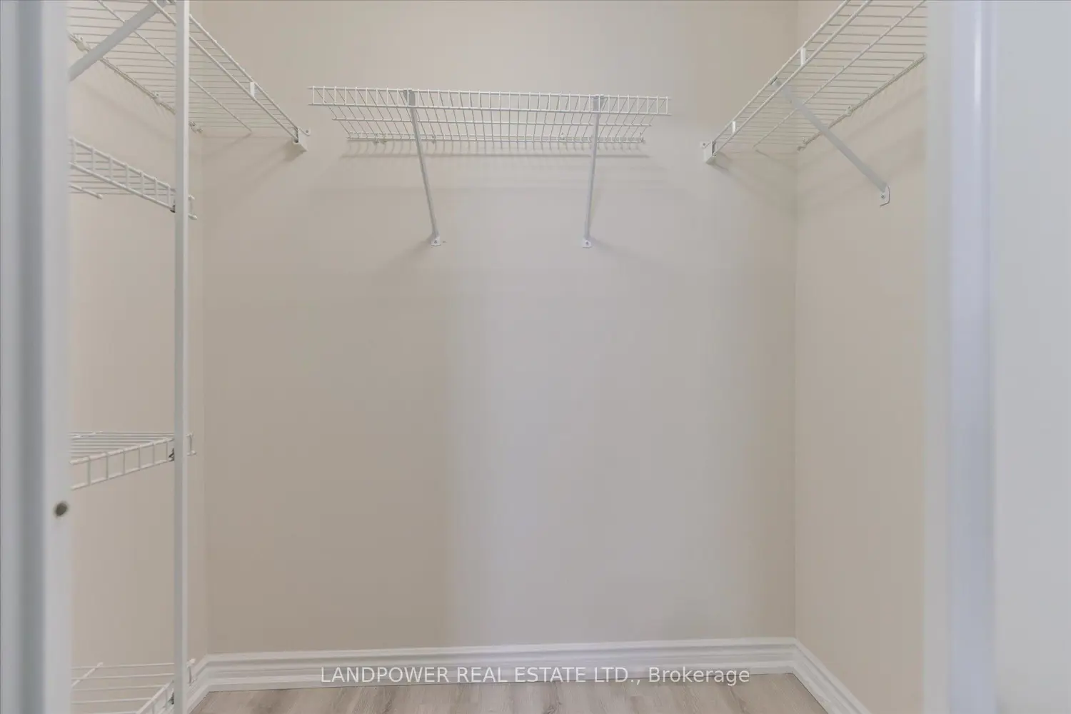 Additional image 17 of 28 Sommerset Way 1231
