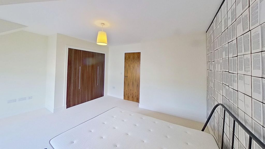 Additional image 21 of 4 bed terraced house to rentLarkfield Gardens, Edinburgh EH5