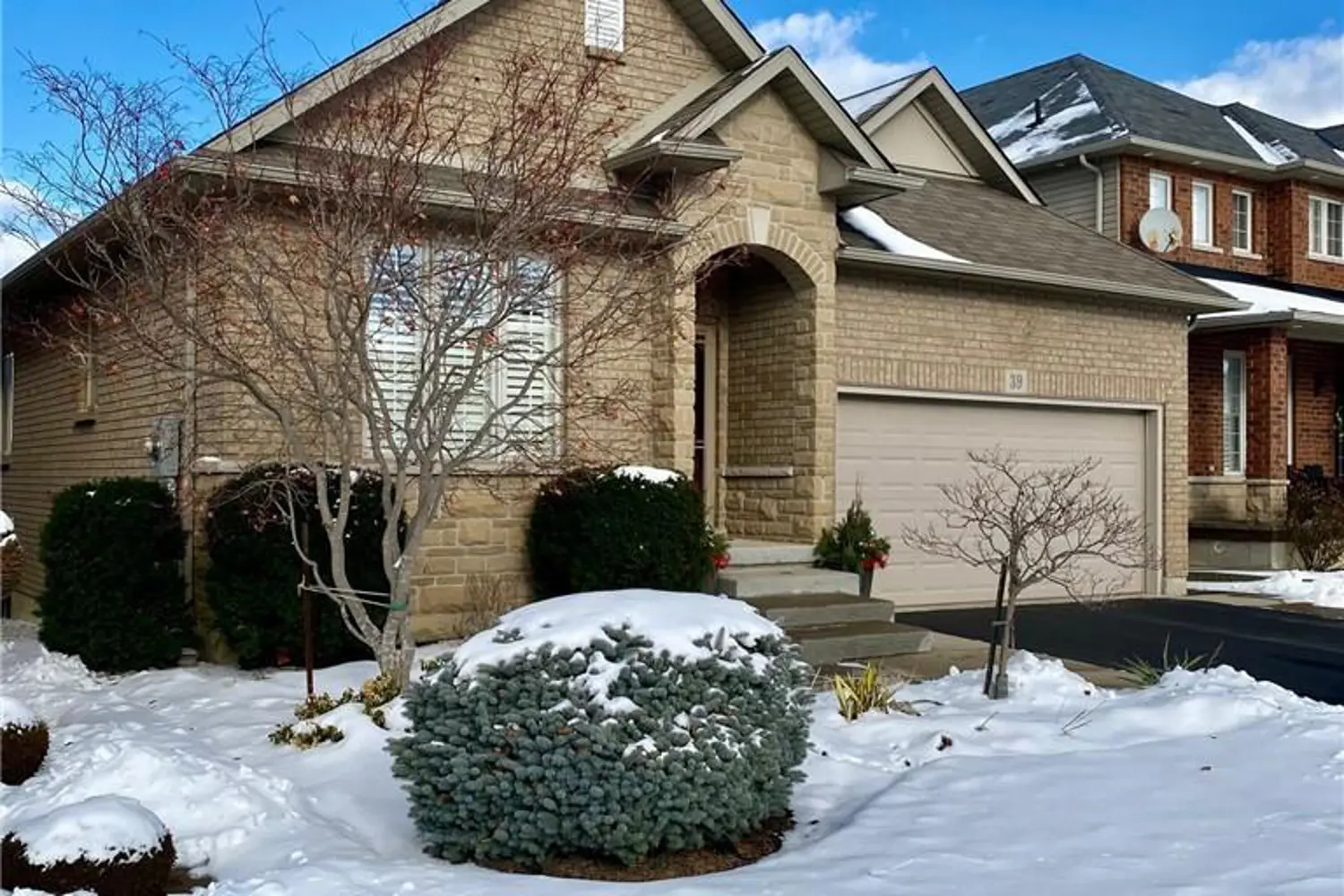 Additional image 16 of 39 Showcase Drive