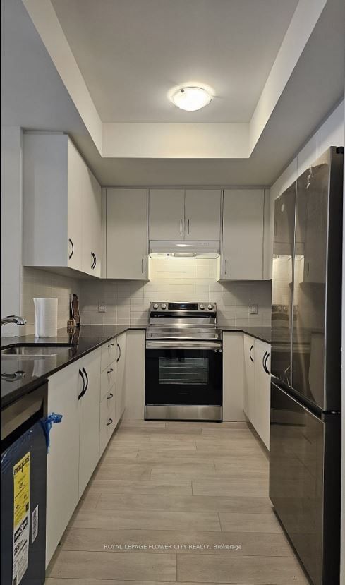 Additional image 4 of 52-70 Knotsberry Circle, Brampton, ON, L7A 0S2