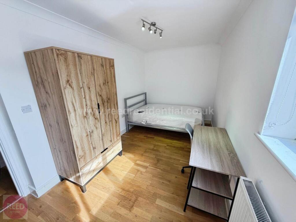 Additional image 13 of Flat 7 Exeter House - 7 bed, Selly Oak, West Midlands, B29
