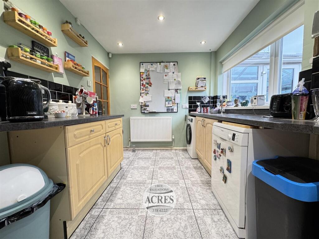 Additional image 20 of Grove Vale Avenue, Great Barr, Birmingham