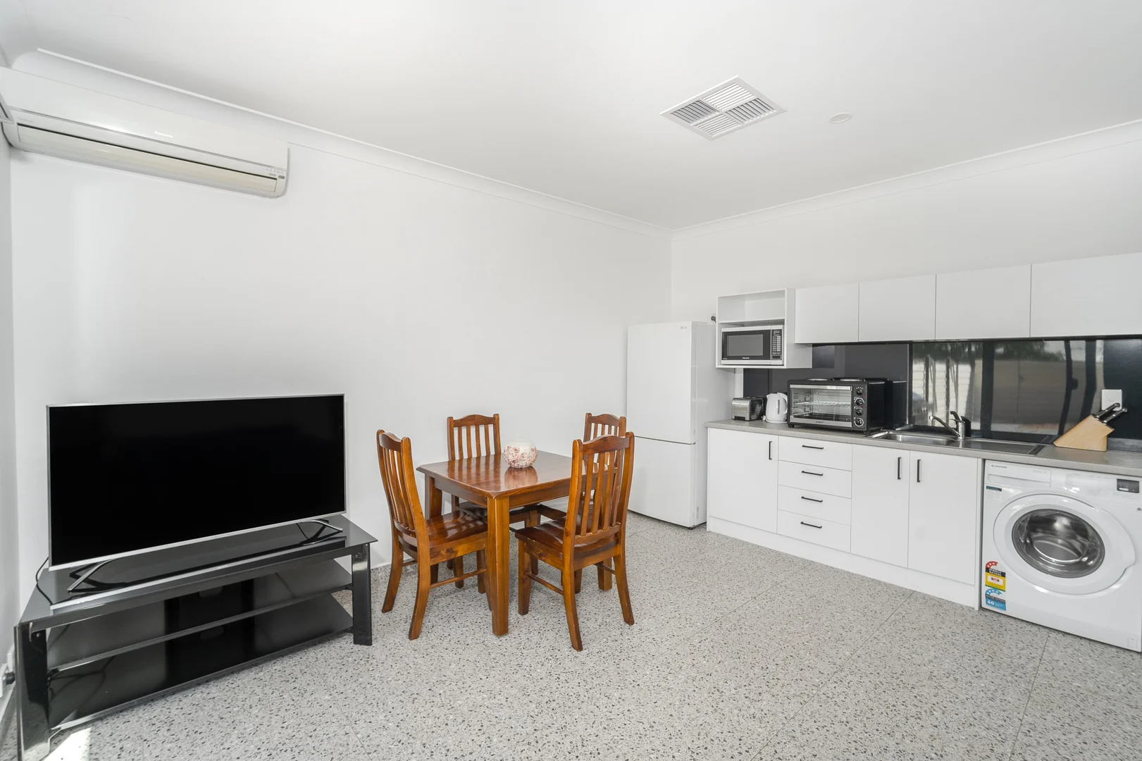 Additional image 17 of 1/1A Giles Street, East Side NT 0870