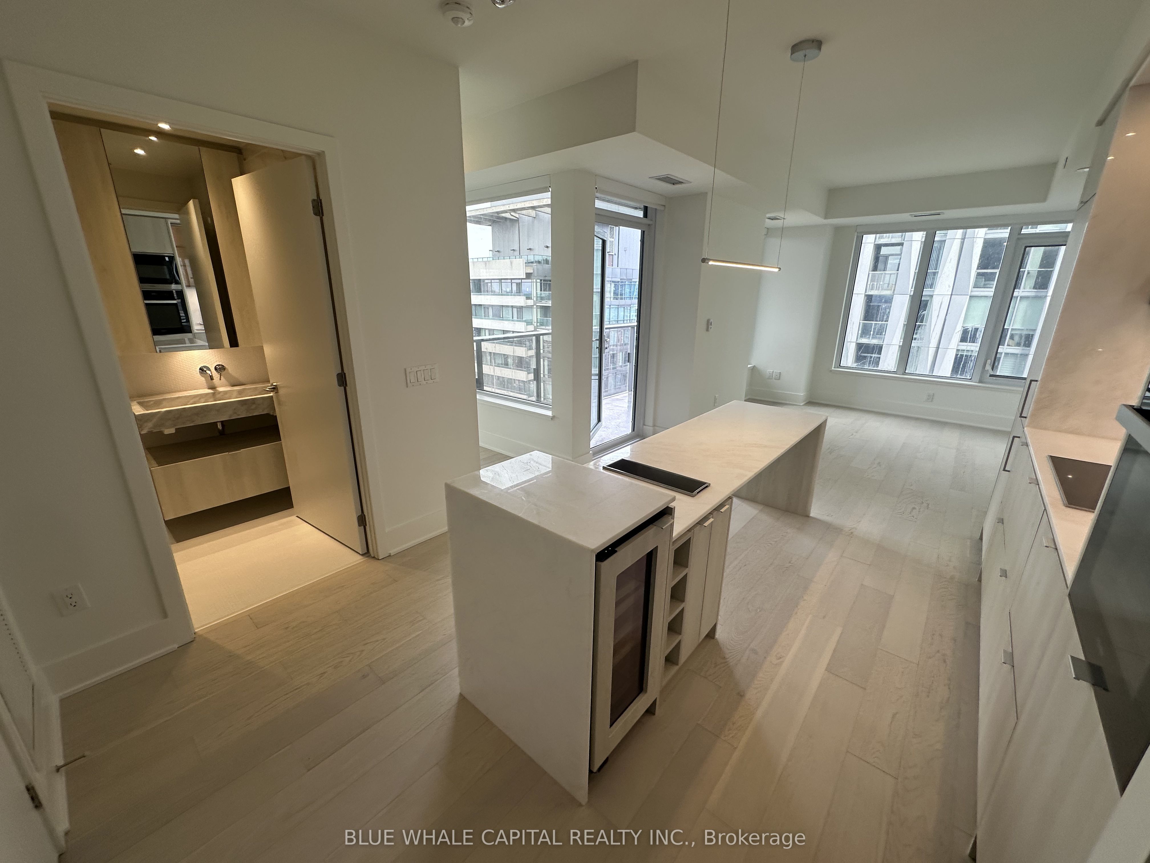 Additional image 2 of 3104-11 Yorkville Avenue, Toronto, ON, M4W 1L2