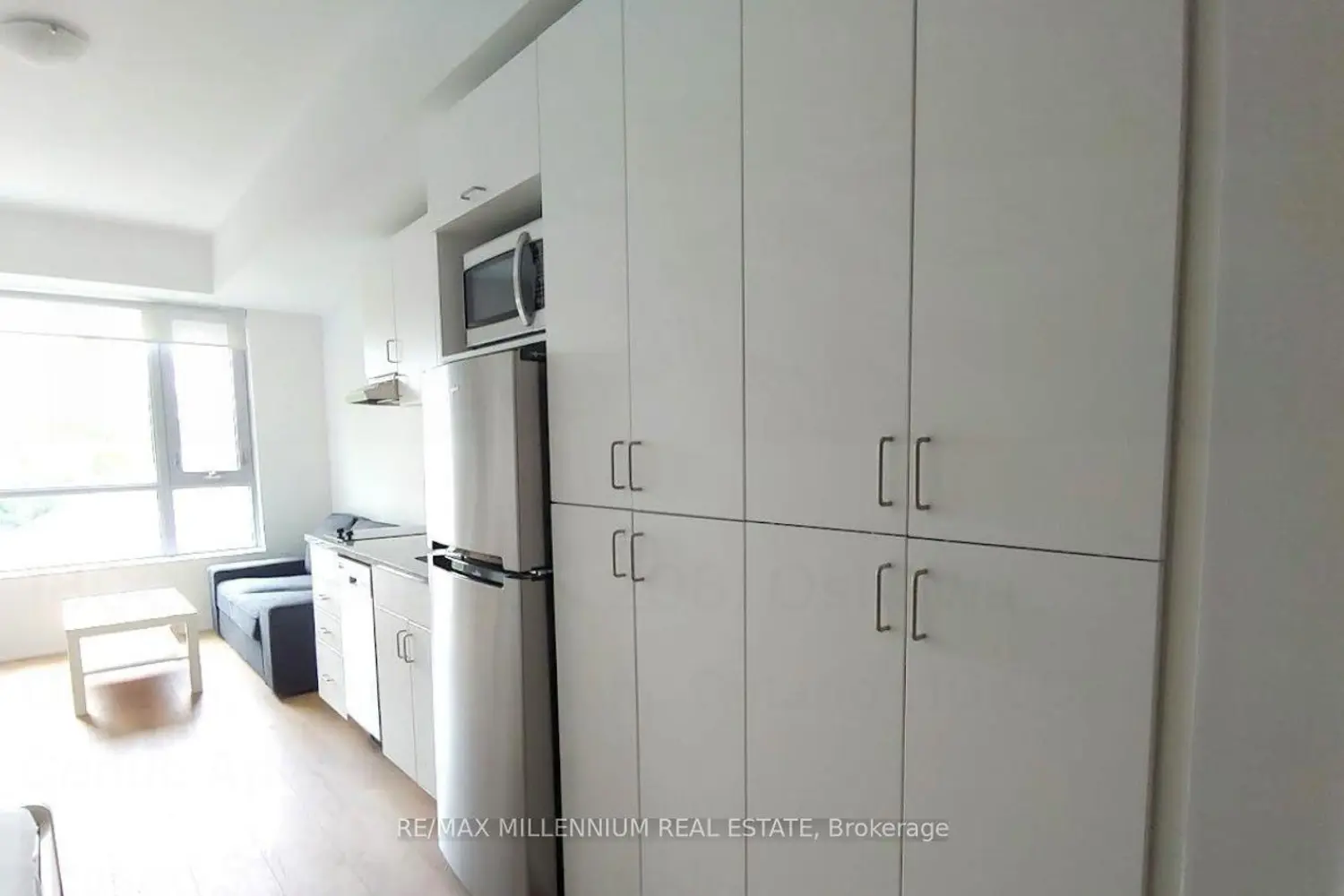 Additional image 5 of 1800 Simcoe Street 208