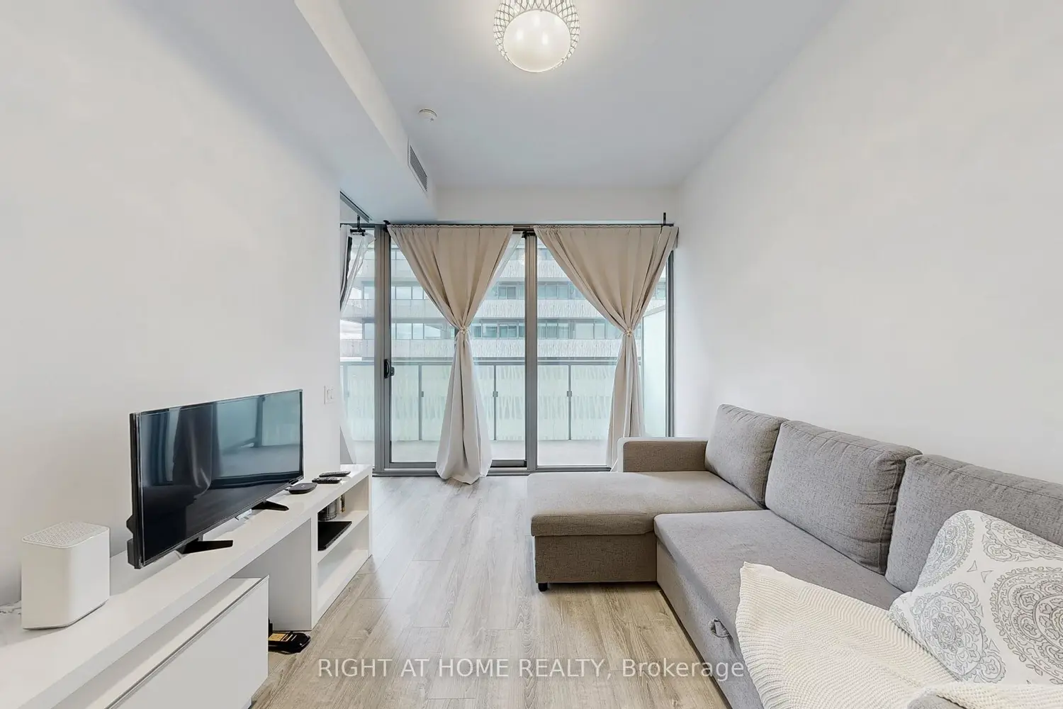 Additional image 6 of 50 Charles Street 3906