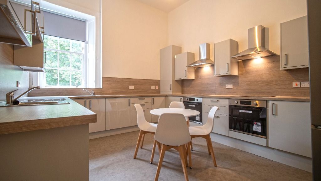 Additional image 5 of 7 bed flat to rentBank Street, Hillhead, Glasgow G12