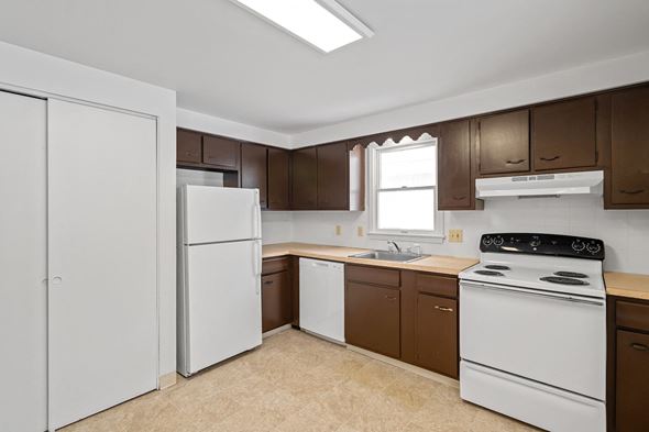 11 LeMans Drive, Depew, NY, 14043