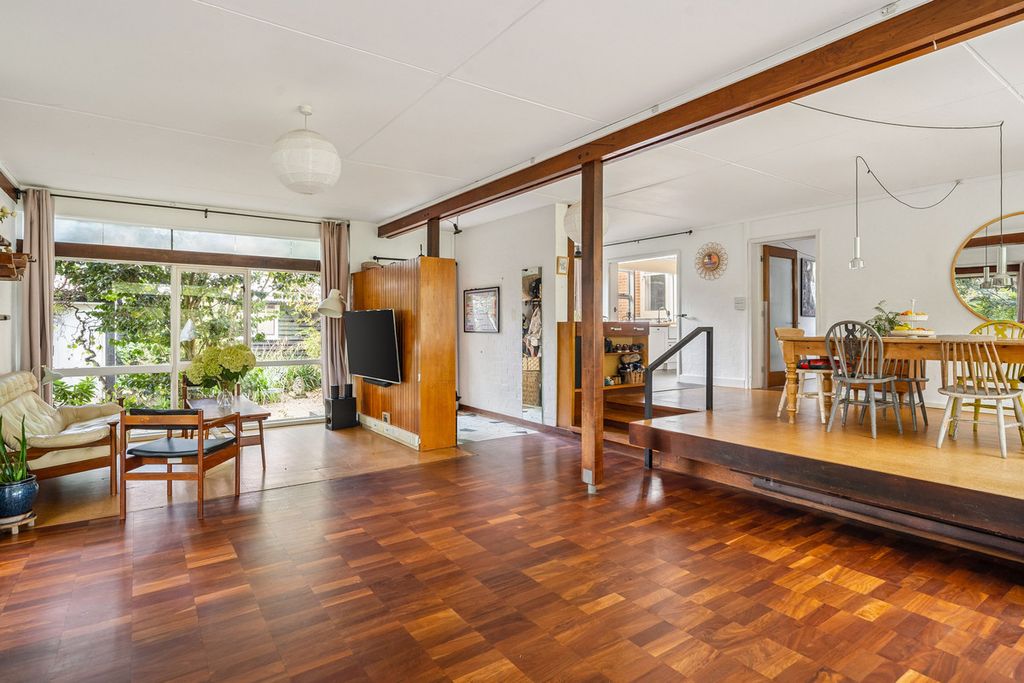 Additional image 20 of 6 bed detached house to rentBridge Road, East Molesey KT8
