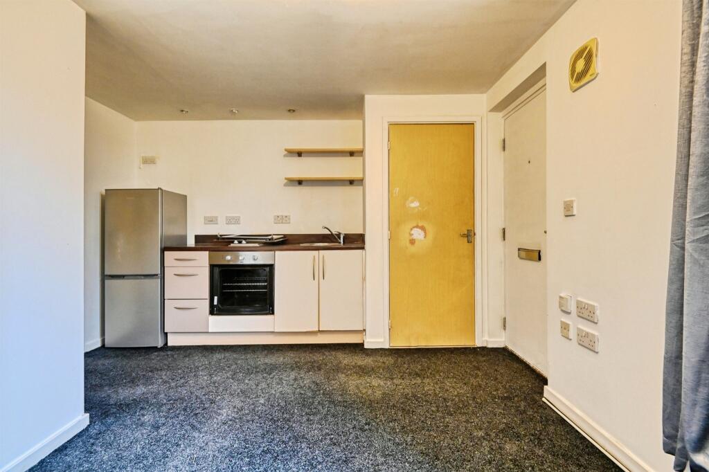 Additional image 4 of Merlin Walk, Birmingham