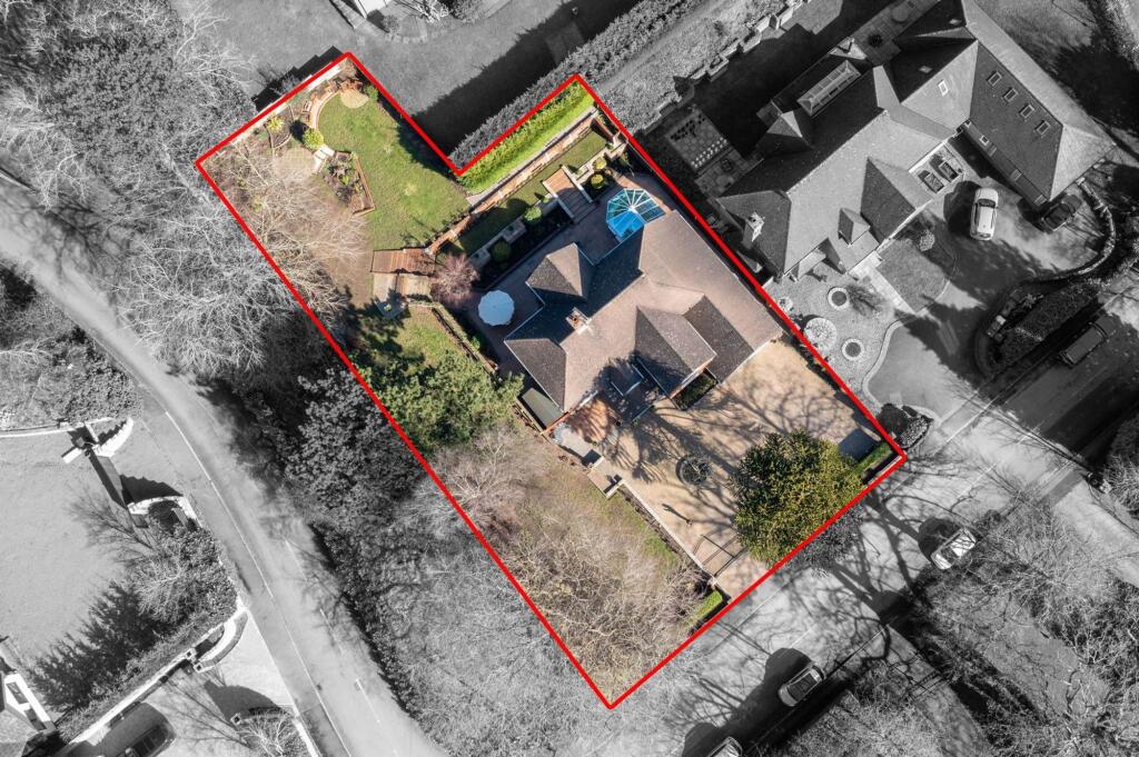 Additional image 32 of Plymouth Road, Barnt Green, B45