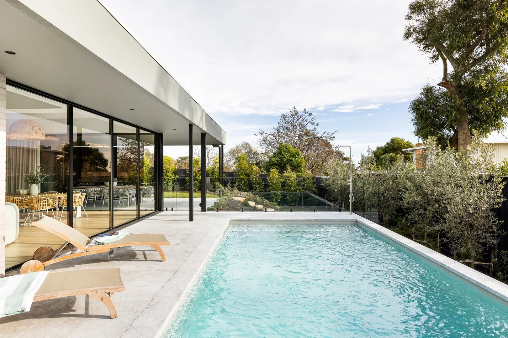 2/33 Bay Road, Mount Martha VIC 3934