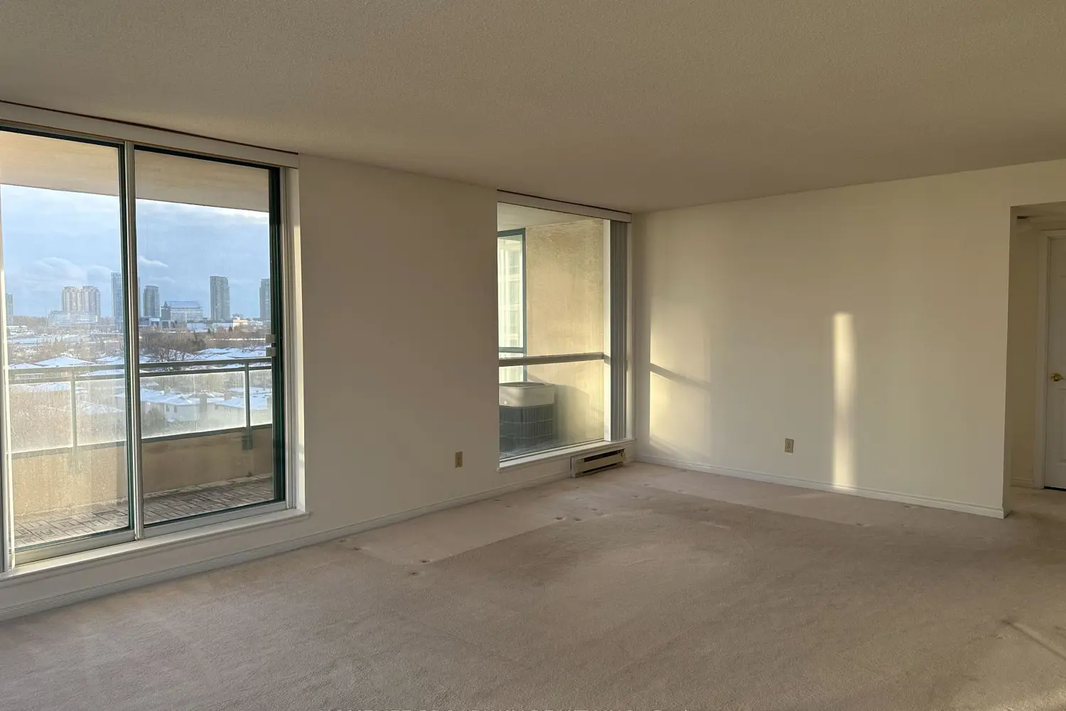 Additional image 3 of 4725 Sheppard Avenue 814