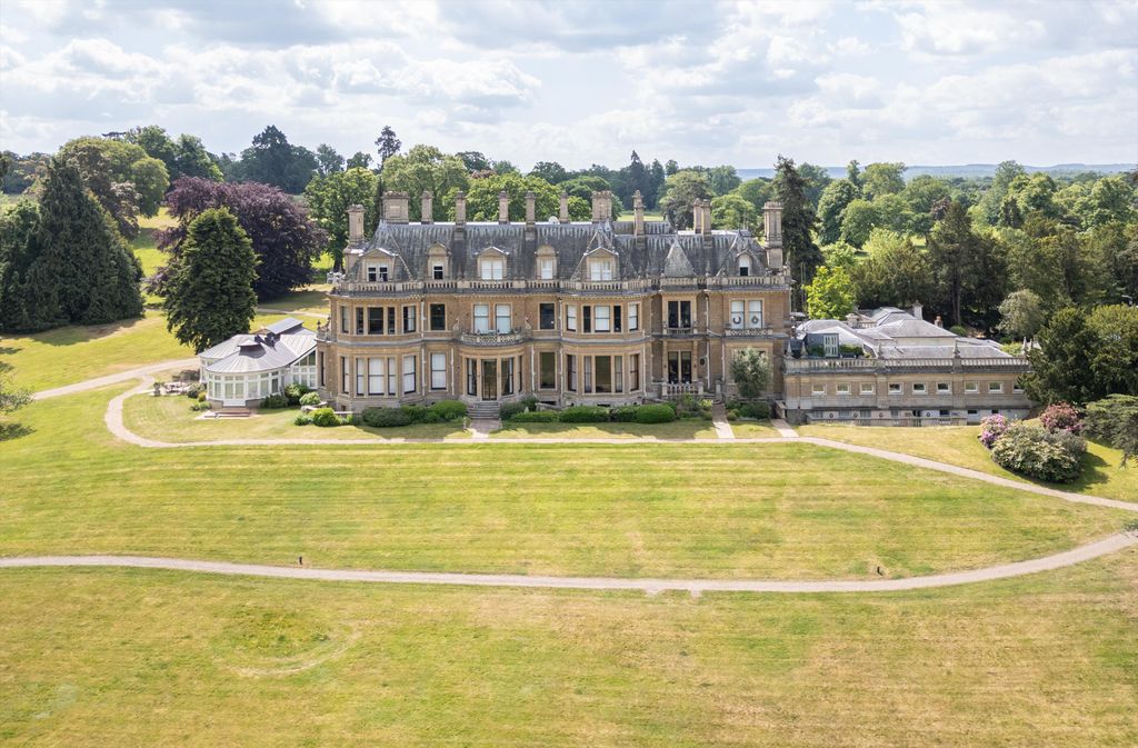 Additional image 25 of 3 bed flat to rentThe Mansion, Cobham Park, Cobham, Surrey KT11