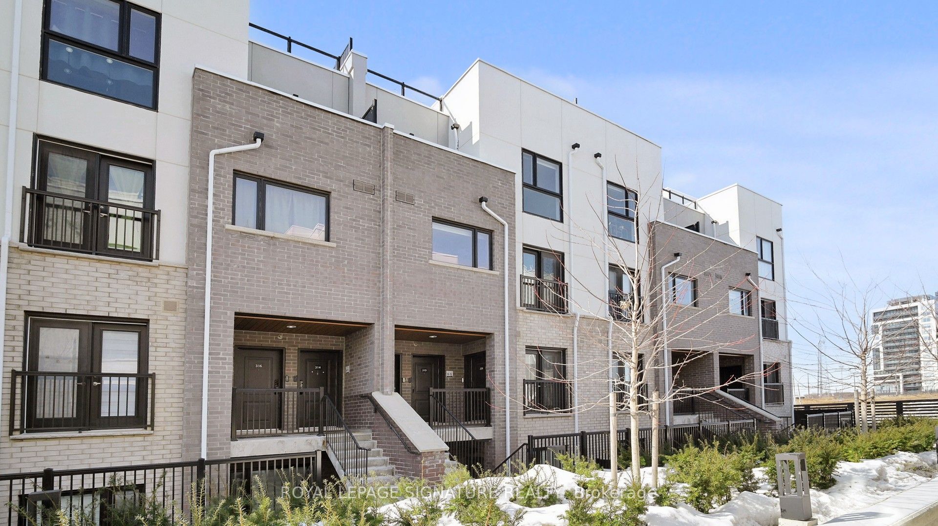 310-349 Wheat Boom Drive, Oakville, ON, L6H 7X5