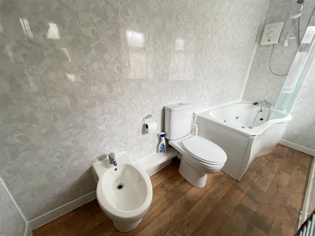 Additional image 17 of Utility Bills Included