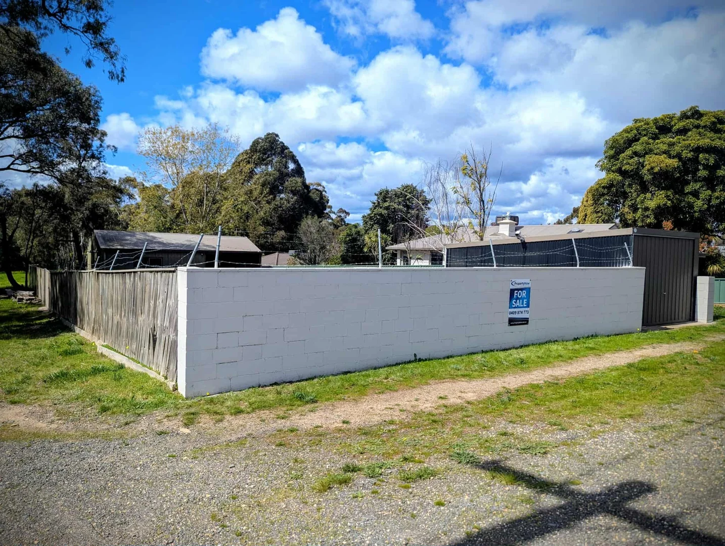 Additional image 4 of 100 Specimen Hill Road, Golden Square VIC 3555