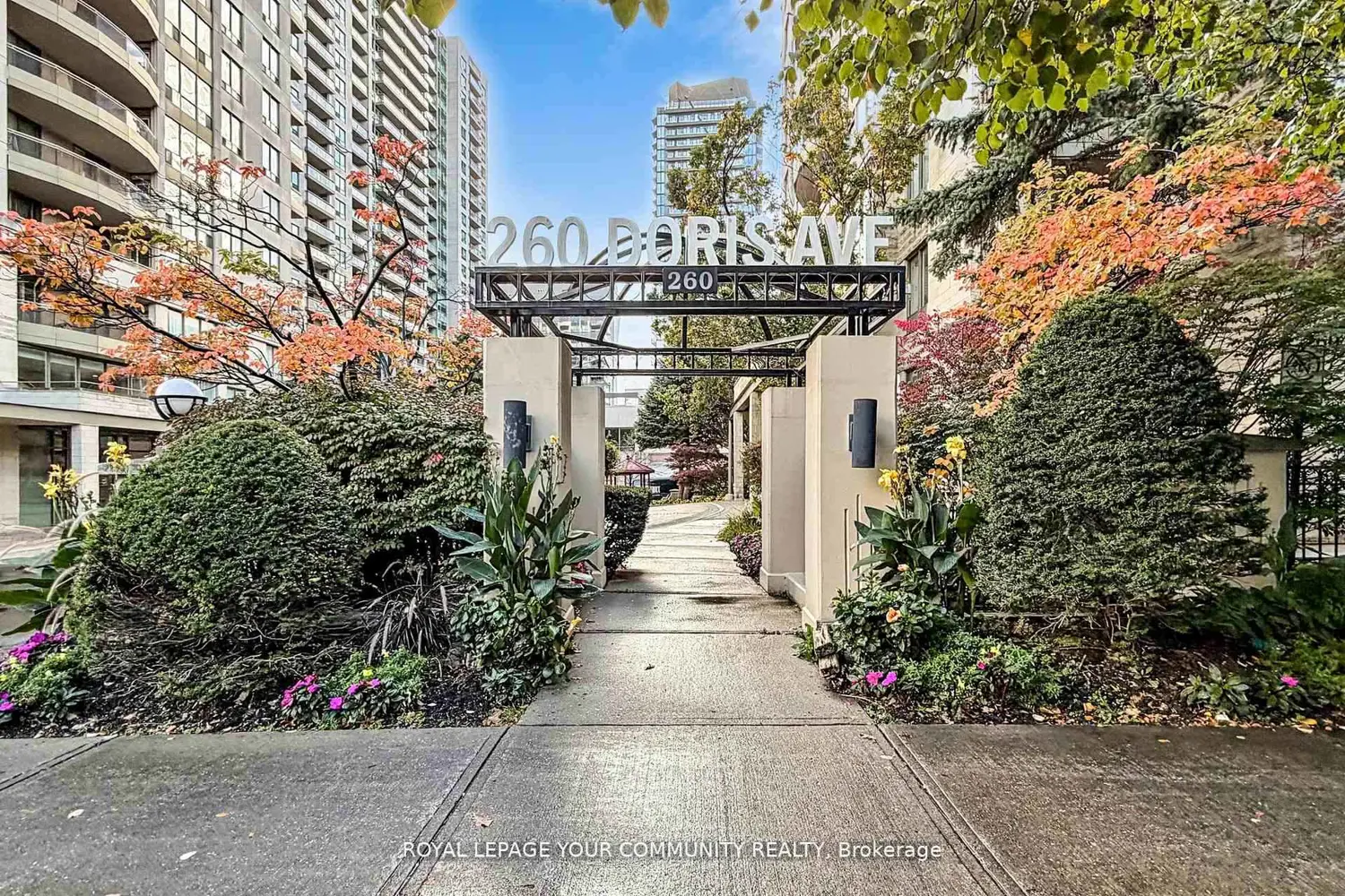 260 Doris Avenue 1201