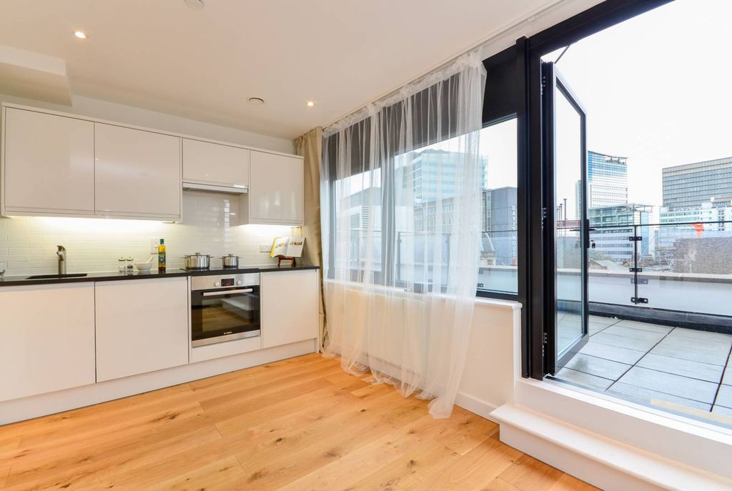 2 bed flat to rentScarbrook Road, Croydon CR0