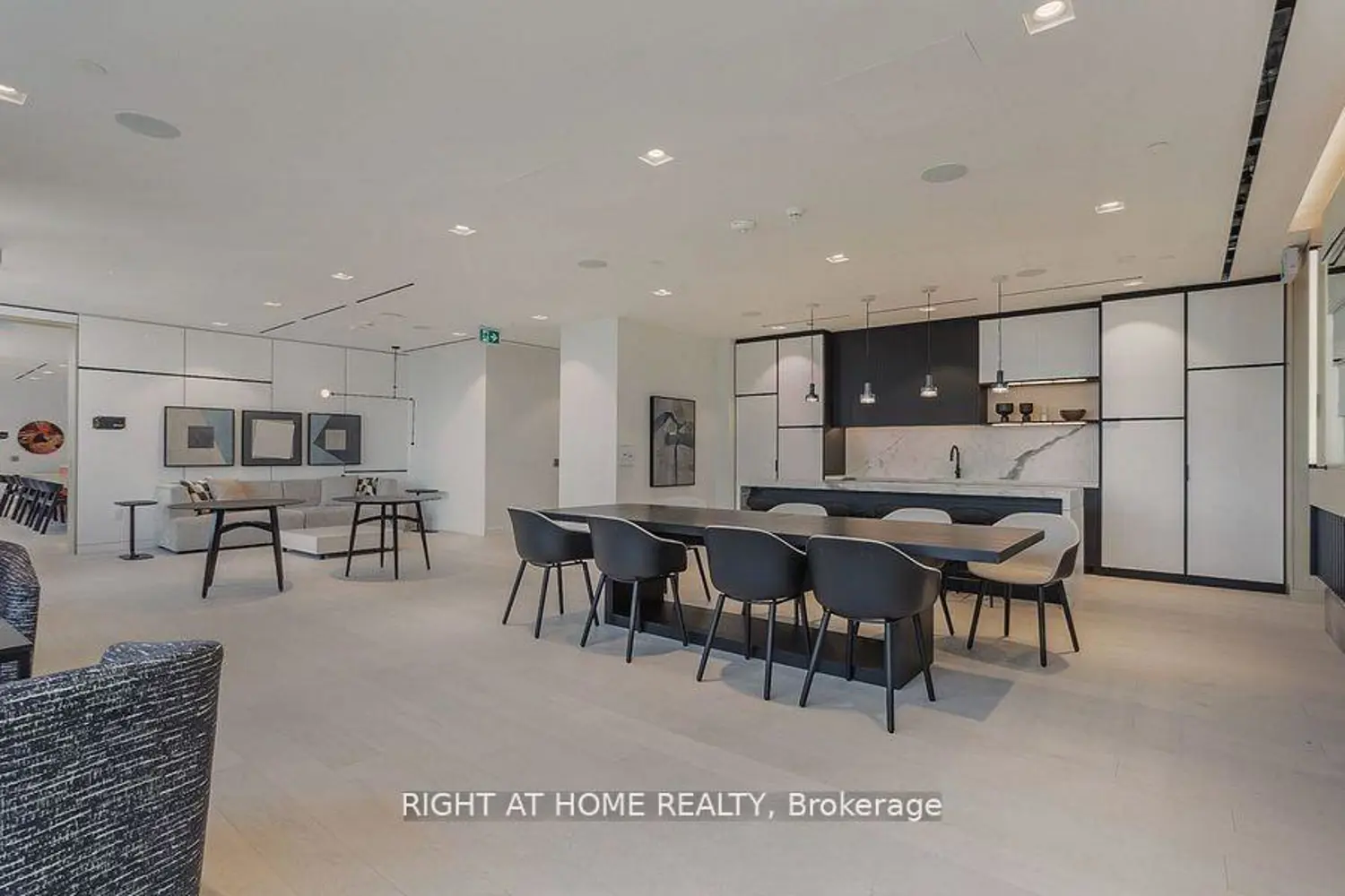 Additional image 15 of 36 Zorra Street 1101