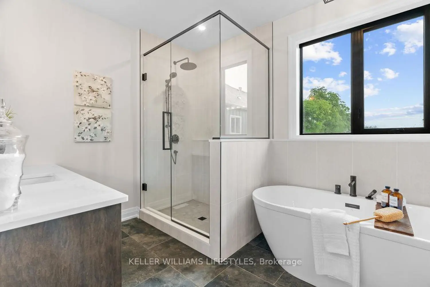 Additional image 13 of 54 East Glen Drive