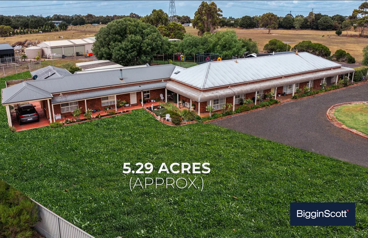 Additional image 2 of 120 Valleyside Drive, Lovely Banks VIC 3213