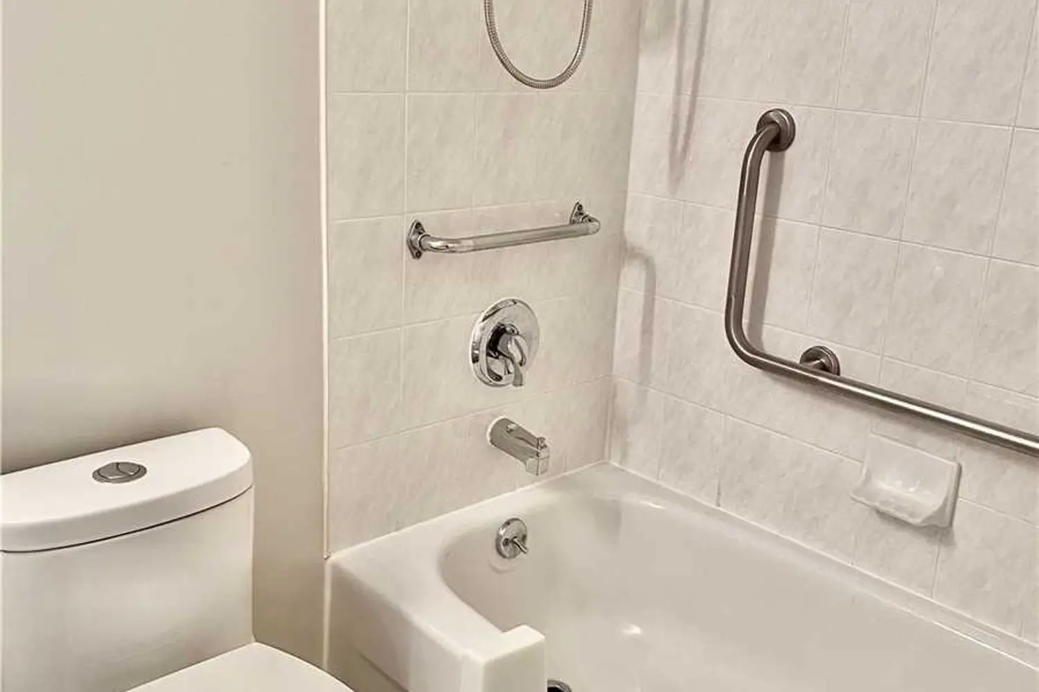 Additional image 10 of 7373 Martin Grove Road 614