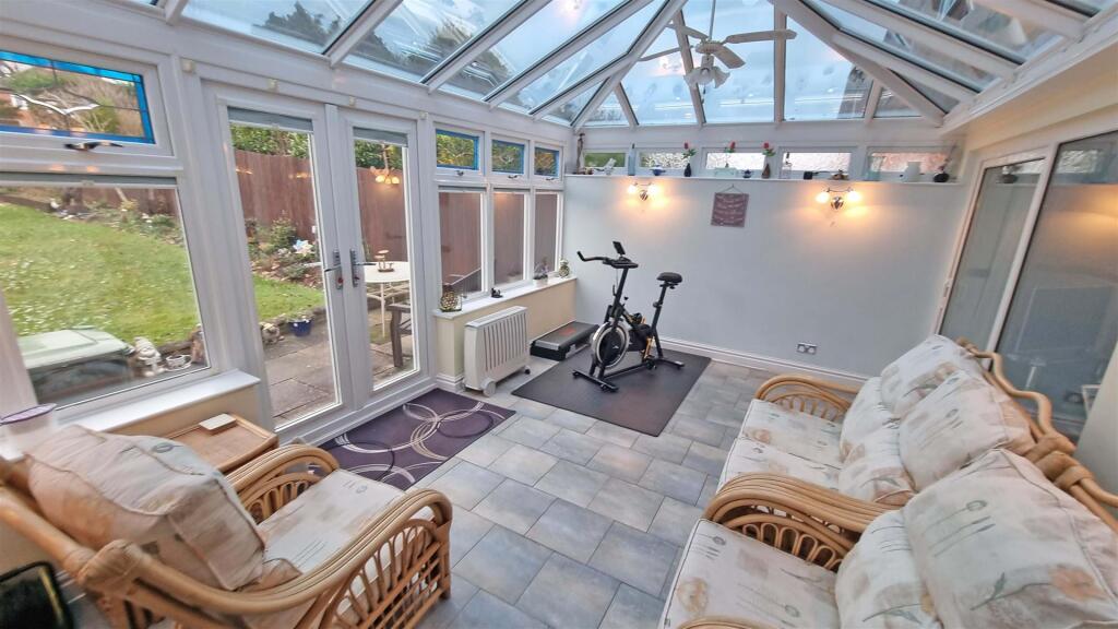 Additional image 7 of Douglas Road, Hollywood