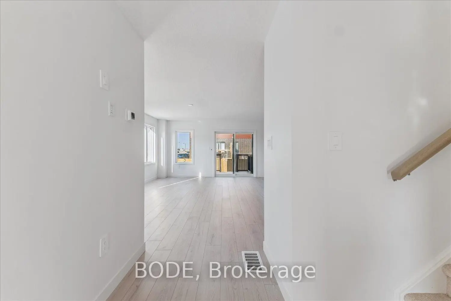 Additional image 6 of 40 Oak Forest Common