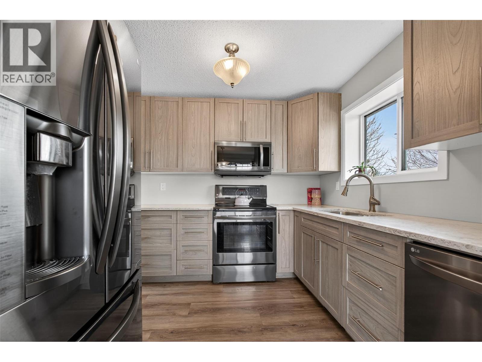 Additional image 4 of 1085 Alta Dena Road, Kelowna, BC, V1X4K1