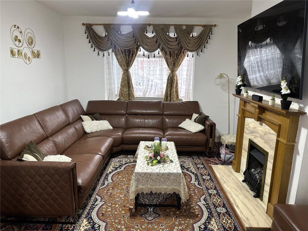 Additional image 3 of Redthorn Grove, Birmingham, West Midlands, B33