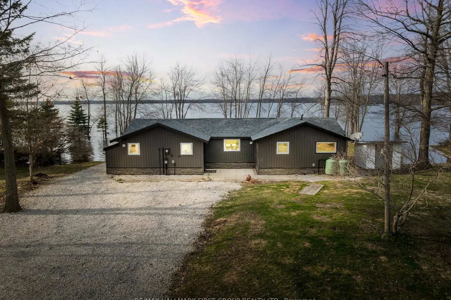 6386 Bluebird Street