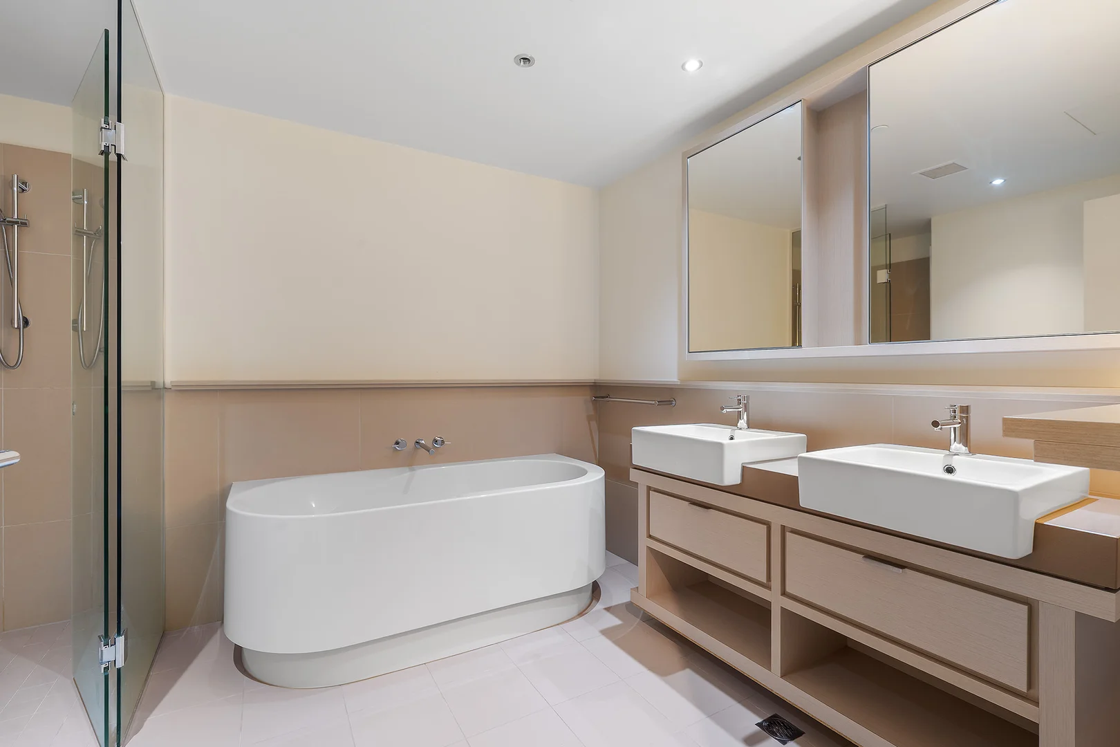 Additional image 4 of Level 20, 206/8 Waterside Place, Docklands VIC 3008