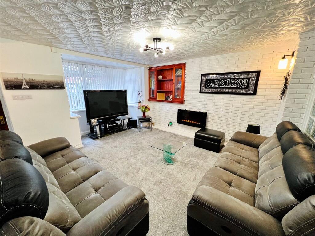 Additional image 15 of Fox Green Crescent, Birmingham, West Midlands, B27