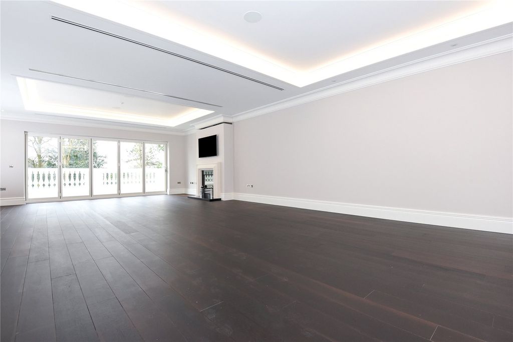 Additional image 3 of 3 bed flat to rentThe Ridge, Ridgemount Road, Sunningdale, Berkshire SL5