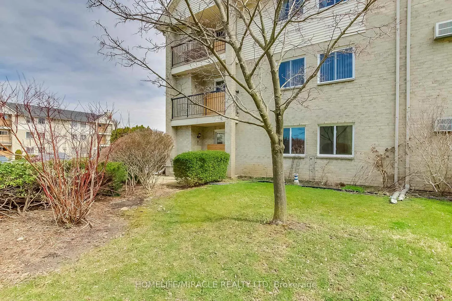 Additional image 19 of 725 Deveron Crescent 108