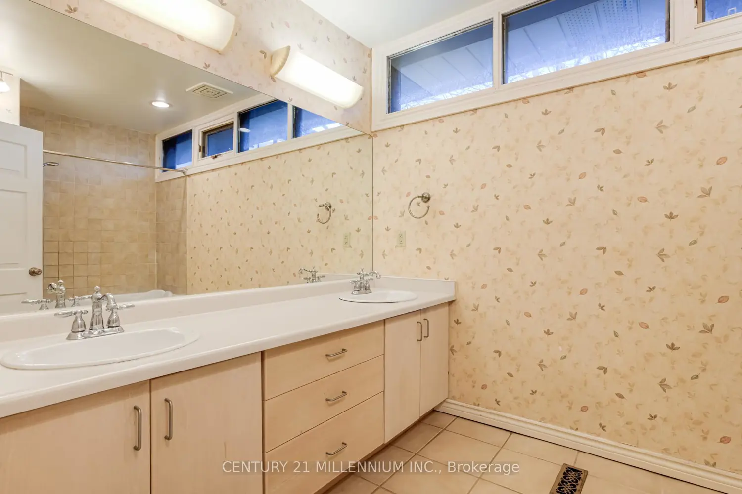 Additional image 10 of 200 Main Street