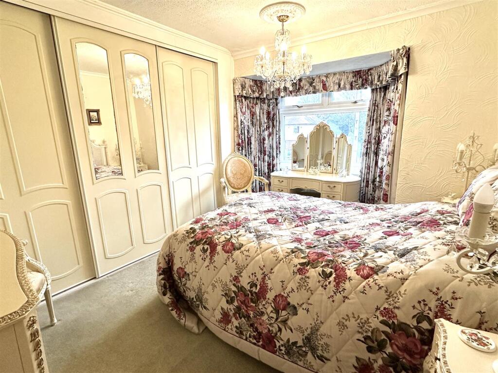 Additional image 20 of Seggs Lane, Alcester