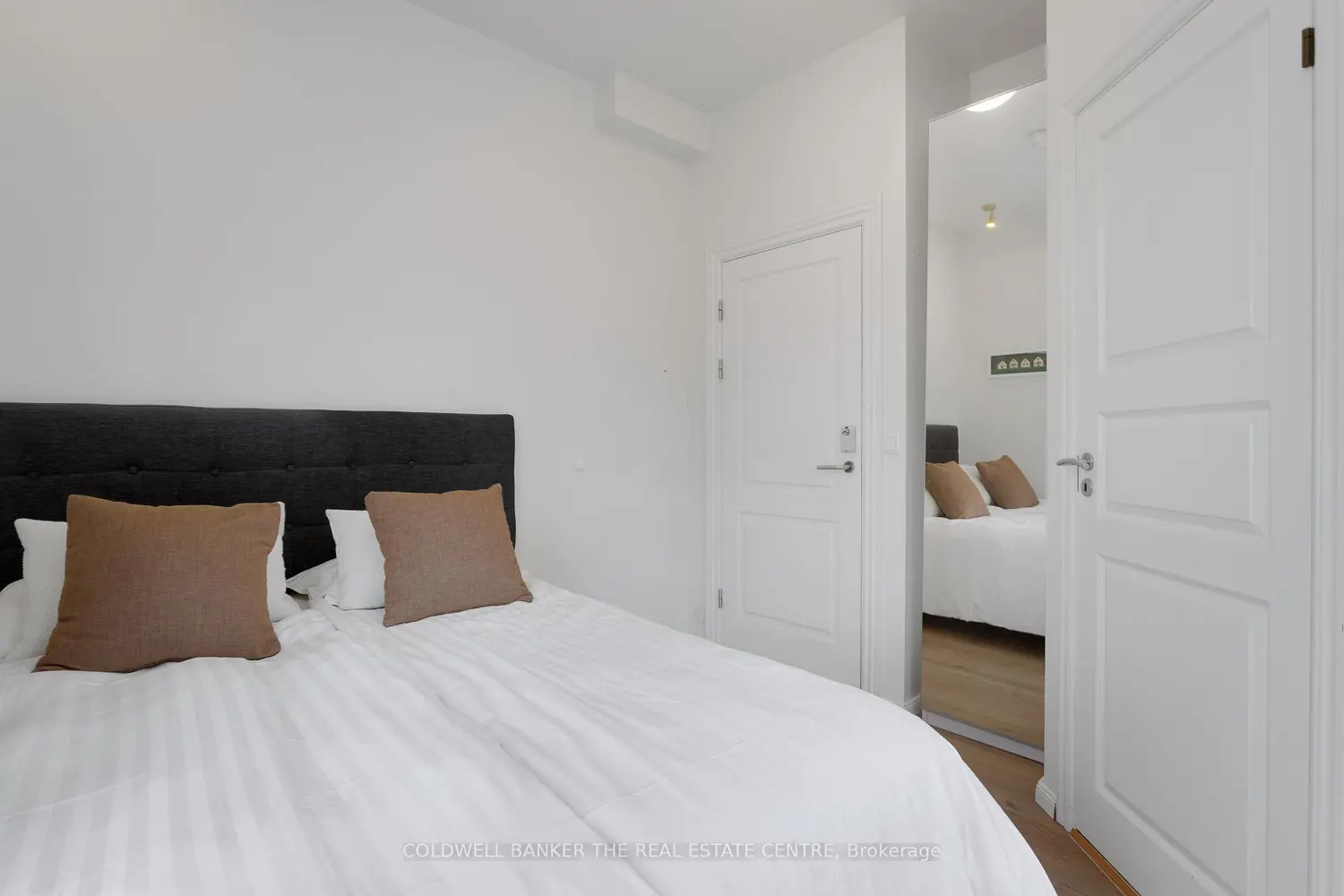 Additional image 6 of 30 Skólavörðustígur